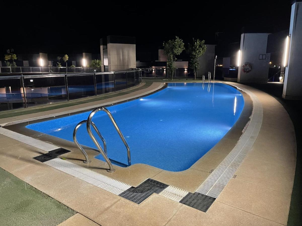 Appartement Tecnocordoba Ii Aparcamiento Privado Gratuito Y Piscina Cordoue